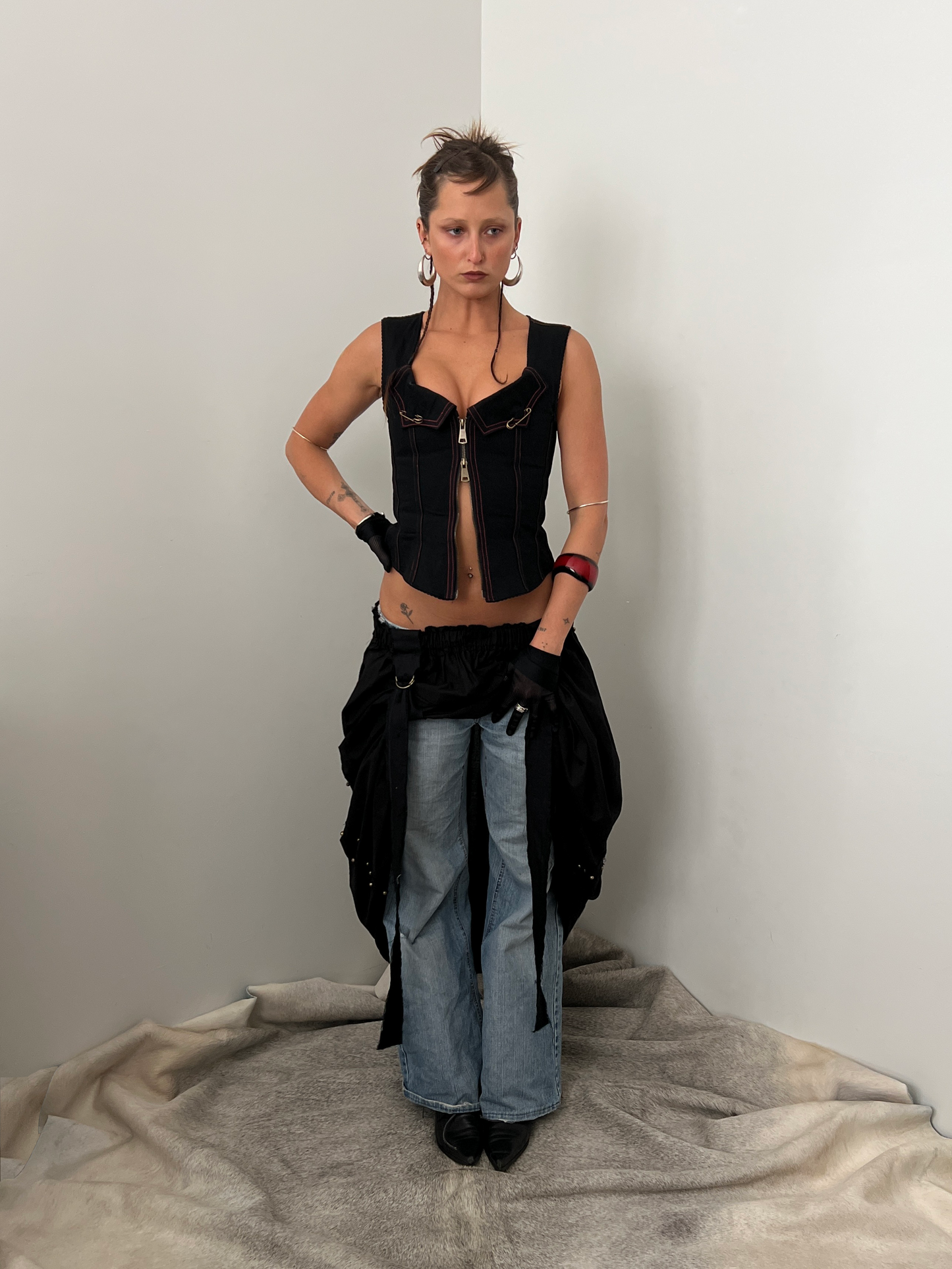 Amy Corset - Black / Red